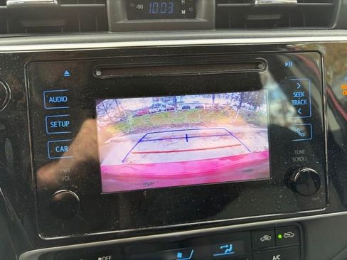 Used 2019 Toyota Corolla LE image 13