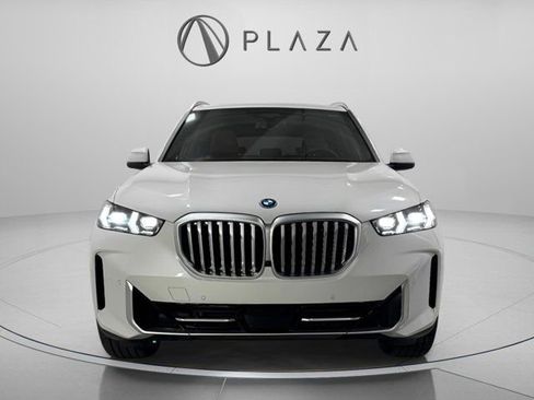 New 2026 BMW X5 xDrive50e w/ Executive Package image 8