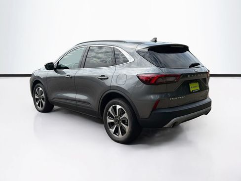 Used 2023 Ford Escape Platinum AWD/4WD image 7