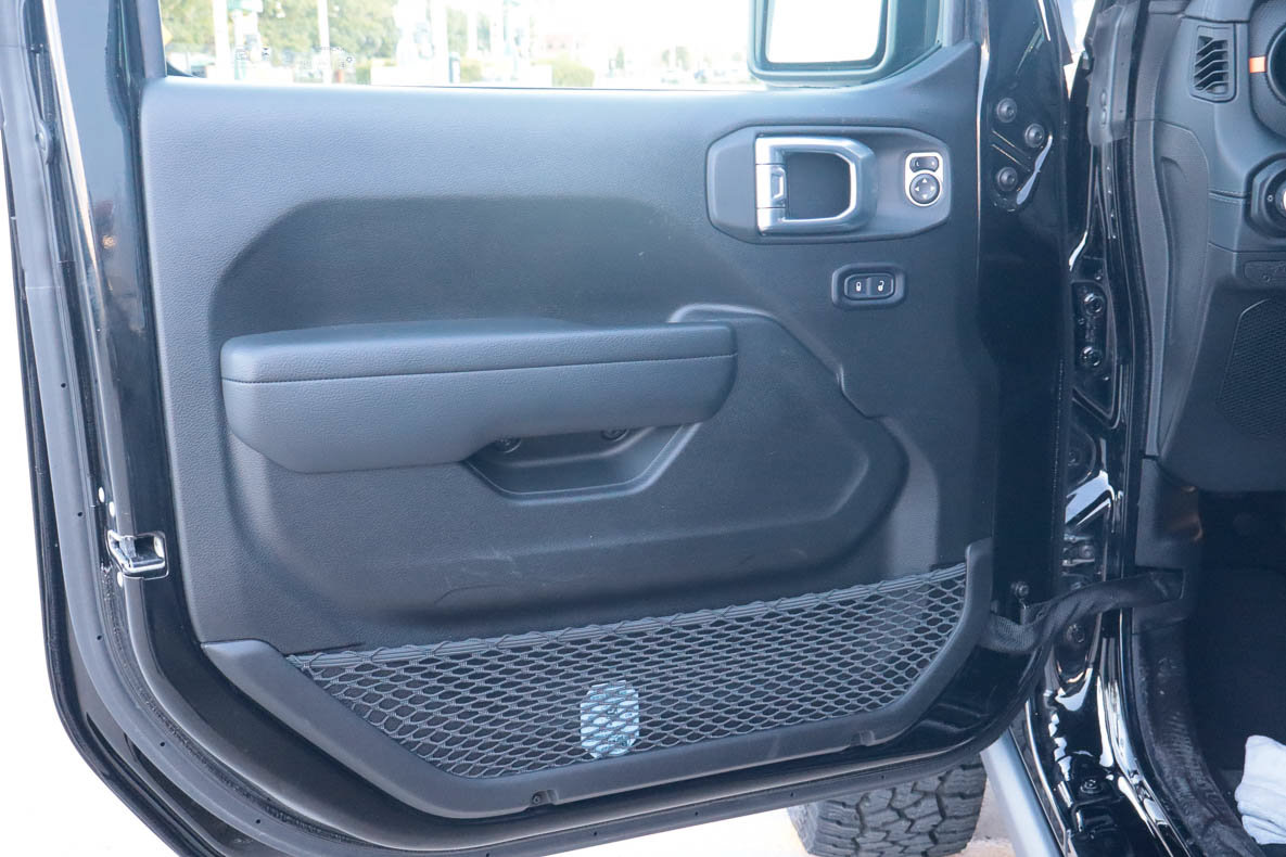 Used 2026 Jeep Gladiator Mojave AWD/4WD image 15