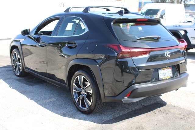 Used 2025 Lexus UX 300h FWD w/ Accessory Package (Z2) image 6