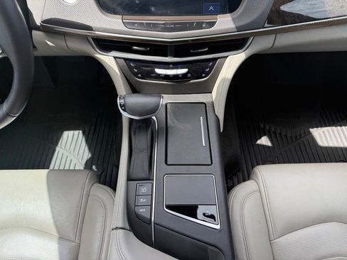 Used 2017 Cadillac CT6 Luxury AWD/4WD image 26