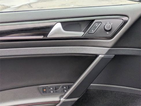 Used 2016 Volkswagen GTI SE w/ Lighting Package (SEL) image 12