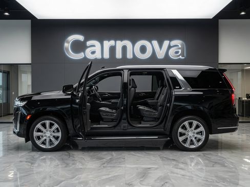 Used 2019 Cadillac Escalade ESV Platinum RWD image 6