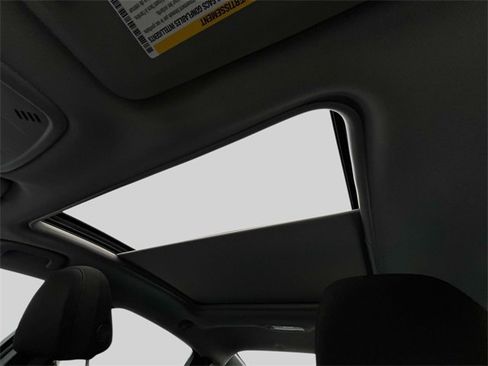 Used 2024 Chevrolet Malibu LT image 36