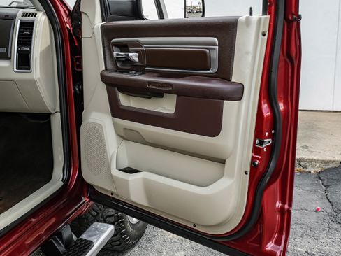 Used 2017 RAM 2500 Lone Star image 40