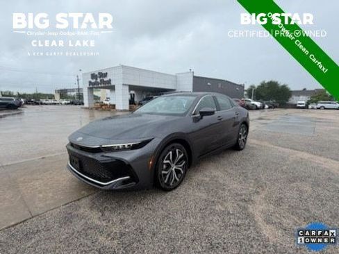 Used 2024 Toyota Crown image 1