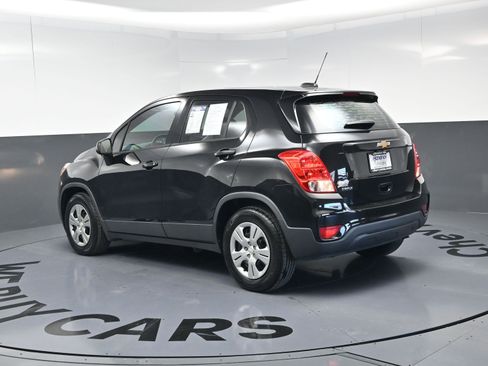 Used 2018 Chevrolet Trax LS image 7