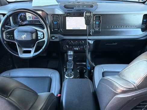 Used 2022 Ford Bronco Black Diamond image 14