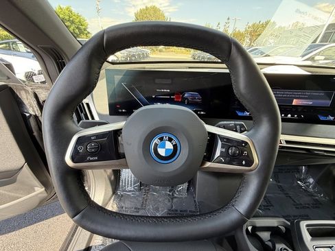 Used 2025 BMW iX xDrive50 w/ Premium Package image 23