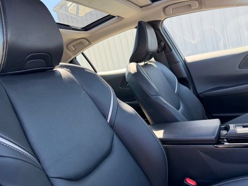 Certified 2025 Toyota Prius Limited w/ Limited Premium Package FWD image 27
