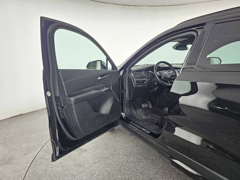 Used 2019 Cadillac XT4 Sport image 19