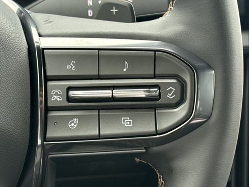 New 2026 GMC Acadia AT4 w/ Luxury Package AWD/4WD image 20