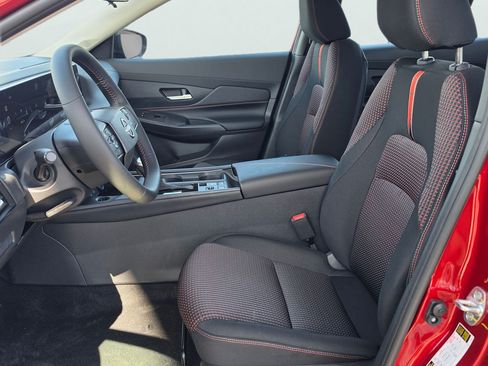New 2026 Nissan Sentra SR w/ Floor Mat Package FWD image 14