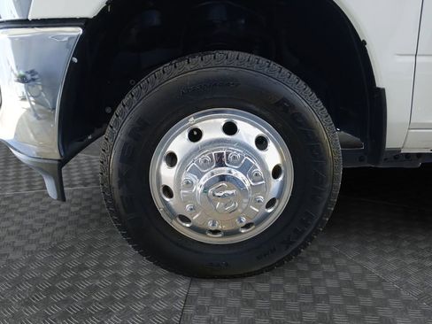 New 2026 RAM 3500 Tradesman w/ Chrome Appearance Group AWD/4WD image 23