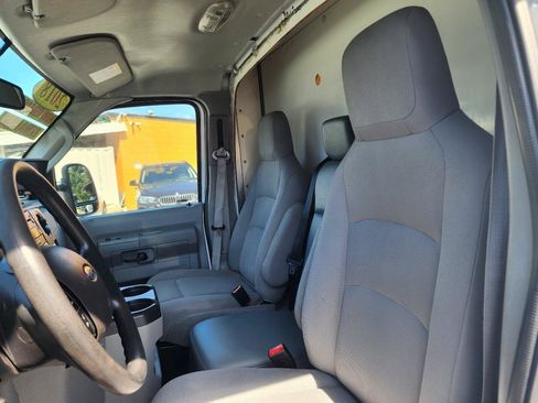 Used 2018 Ford E-350 and Econoline 350 Super Duty w/ Power Windows & Locks Group RWD image 13