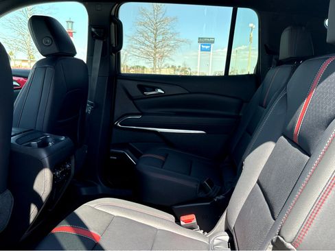 New 2026 Chevrolet Traverse RS FWD image 14