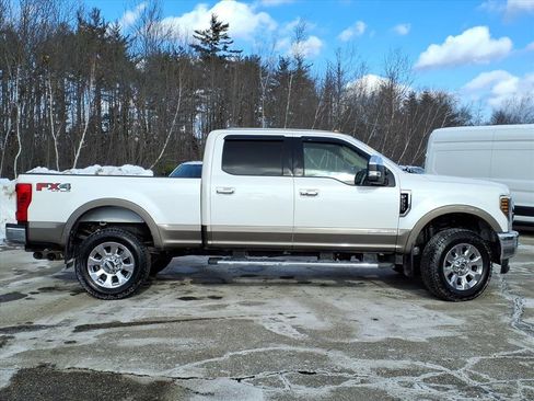 Used 2019 Ford F350 Lariat w/ Lariat Ultimate Package image 3