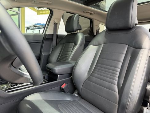 Used 2025 Kia Sportage SX FWD image 35