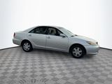 Used 2004 Toyota Camry image 2