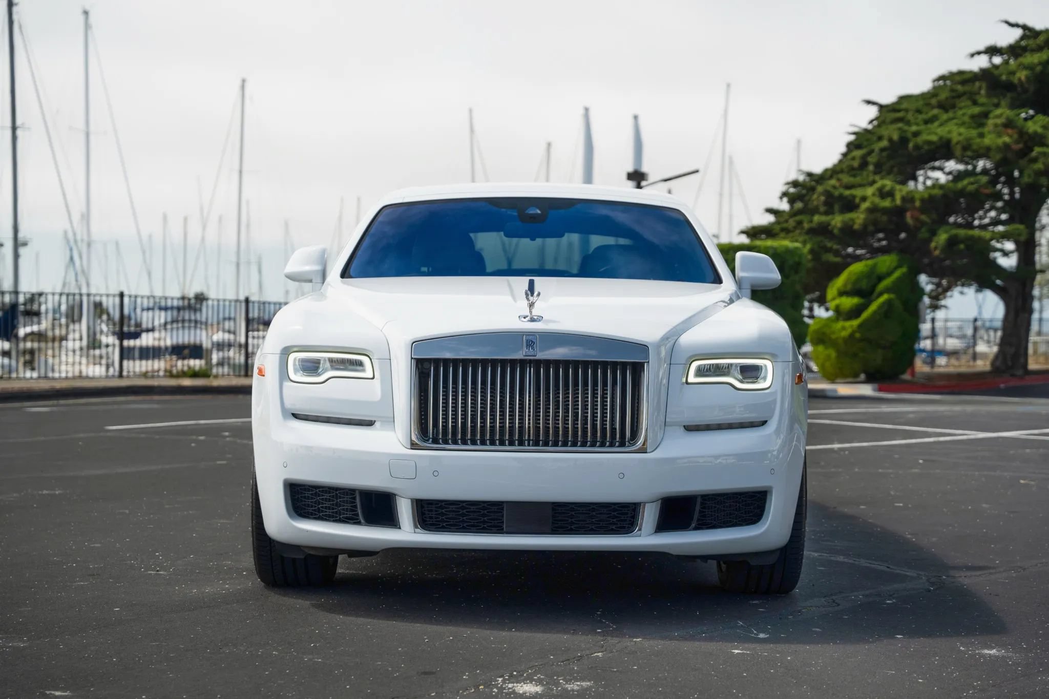 Used 2018 Rolls-Royce Ghost RWD image 2