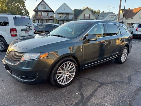 Used 2015 Lincoln MKT AWD w/ Equipment Group 201A image 3
