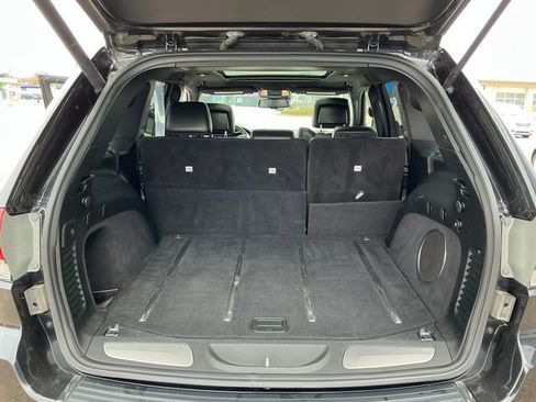 Used 2016 Jeep Grand Cherokee Limited w/ Luxury Group II image 14