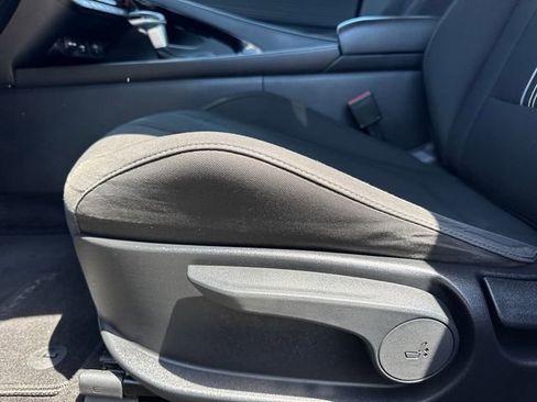 Used 2023 Hyundai Elantra SEL w/ Convenience Package FWD image 14