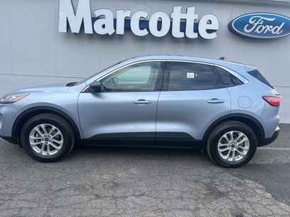 Used 2022 Ford Escape SE w/ Cold Weather Package