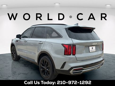 Used 2022 Kia Sorento SX FWD image 5