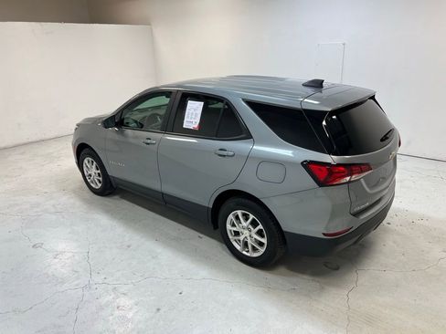 Used 2023 Chevrolet Equinox LS w/ LPO, Floor Liner Package AWD/4WD image 5