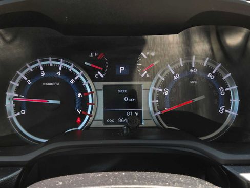 Used 2024 Toyota GR86 Premium RWD image 24