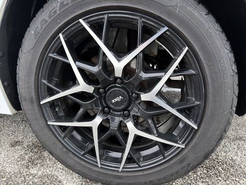 Used 2012 Chevrolet Impala LTZ image 21