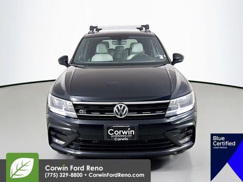Used 2020 Volkswagen Tiguan SE R-Line w/ 3rd Row Seat Package AWD/4WD image 2