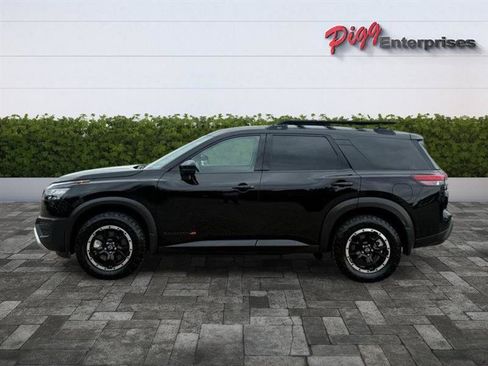 Used 2025 Nissan Pathfinder Rock Creek AWD/4WD image 4