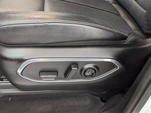 Used 2024 Jeep Wagoneer Series III image 29