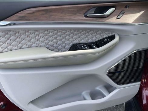 Used 2022 Jeep Grand Cherokee L Summit w/ Advanced Protech Group IV image 16