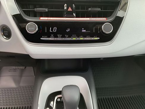 New 2026 Toyota Corolla SE image 21