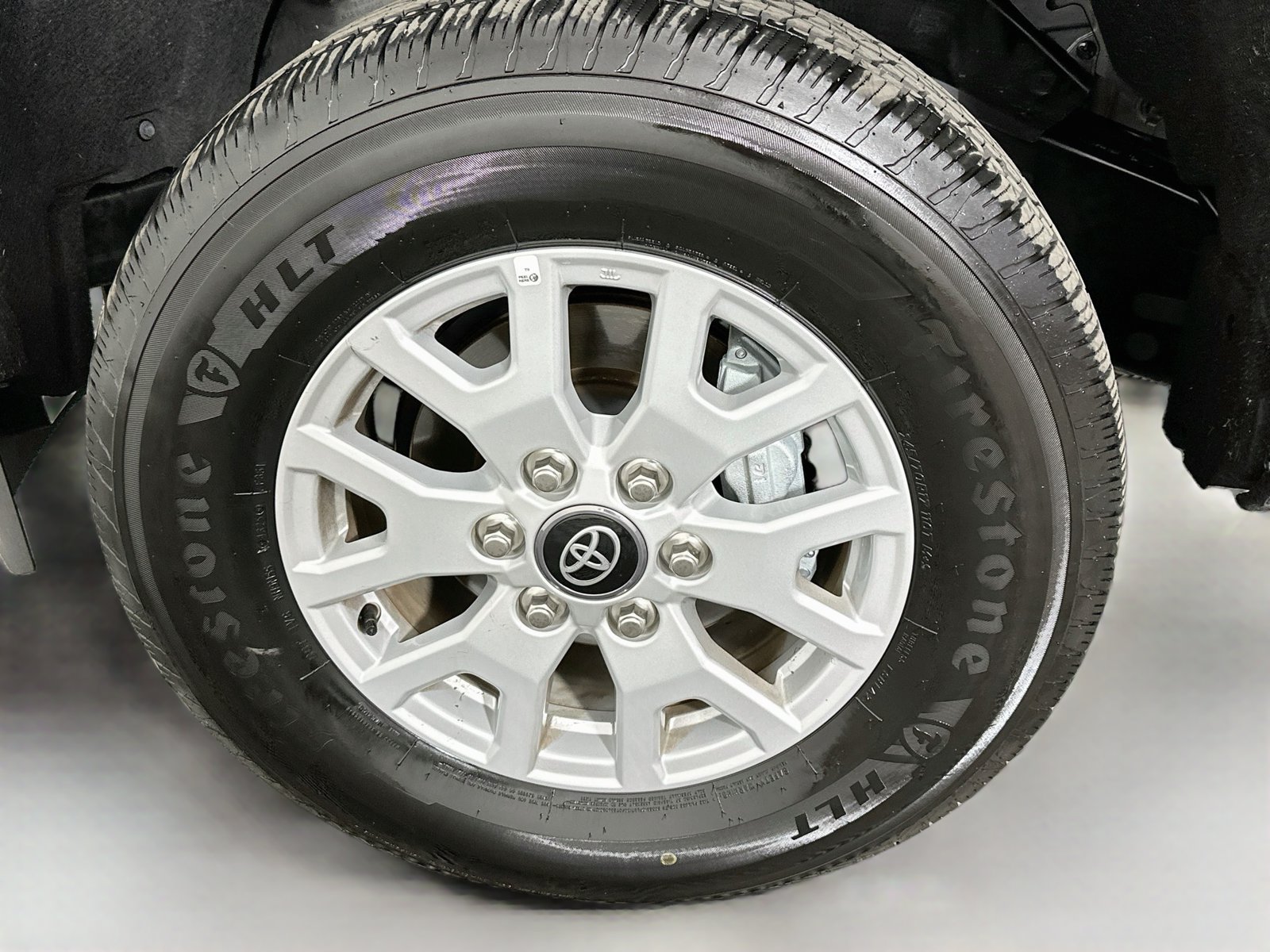 Certified 2026 Toyota Tacoma SR5 AWD/4WD image 29