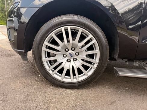 Used 2024 Ford Expedition Limited RWD image 11