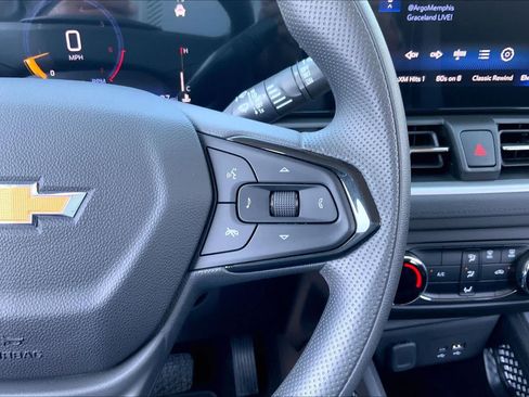 Used 2026 Chevrolet TrailBlazer LS w/ LS Convenience Package FWD image 25