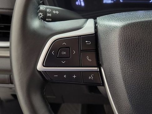Used 2025 Toyota Grand Highlander FWD image 24