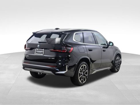 Used 2026 BMW X1 xDrive28i image 6