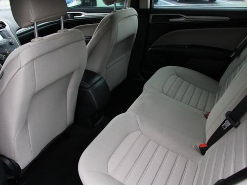 Used 2020 Ford Fusion S FWD image 23