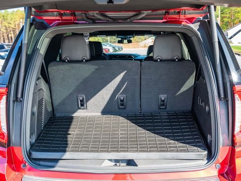 Used 2023 GMC Yukon Denali image 17