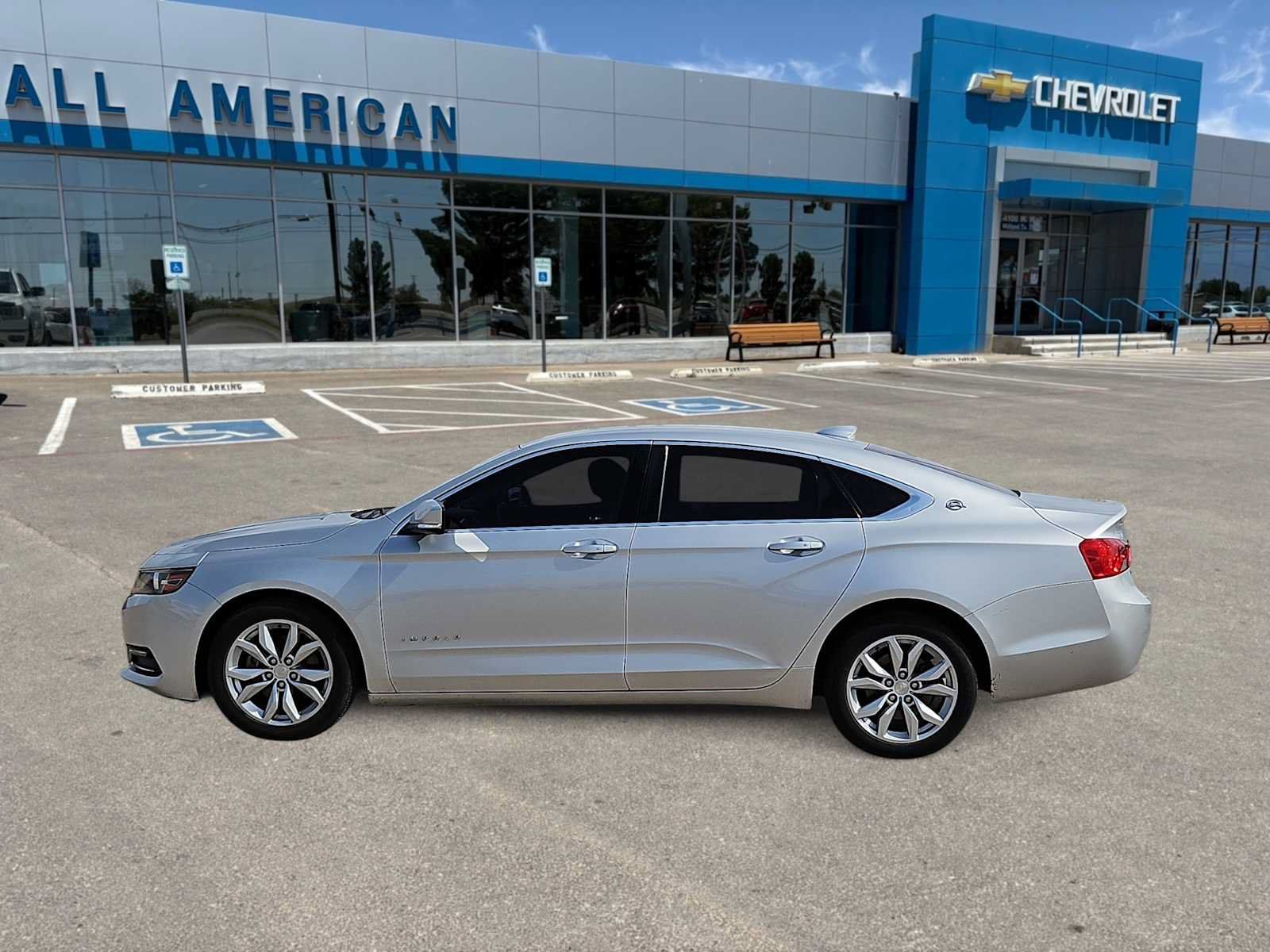 Used 2018 Chevrolet Impala LT FWD image 5