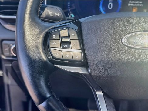 Used 2022 Ford Explorer Platinum w/ Equipment Group 601A AWD/4WD image 8
