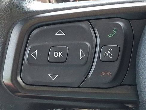 Certified 2022 Jeep Wrangler Sport AWD/4WD image 21
