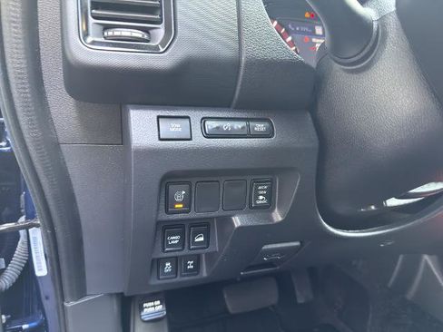 Used 2023 Nissan Frontier PRO-4X w/ Pro-4X Premium Package AWD/4WD image 15