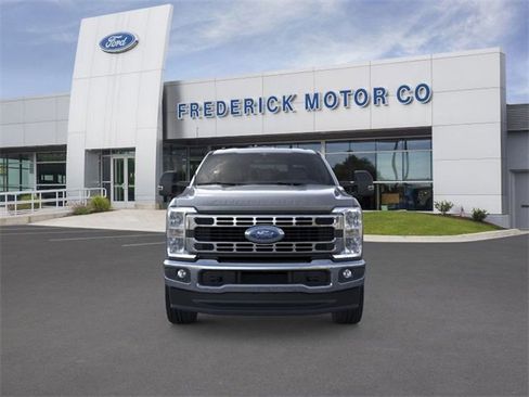 New 2026 Ford F250 XLT w/ FX4 Off-Road Package image 12